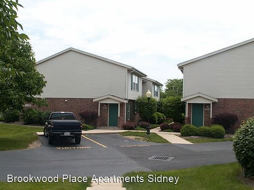 1st image of 561 Stonecastle Ct