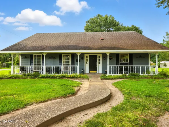 905 Natchez Blvd, Opelousas, LA 70570