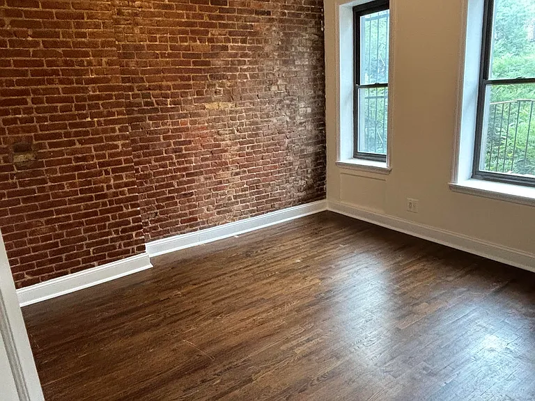 323 E 92nd St #4B — Photo 8
