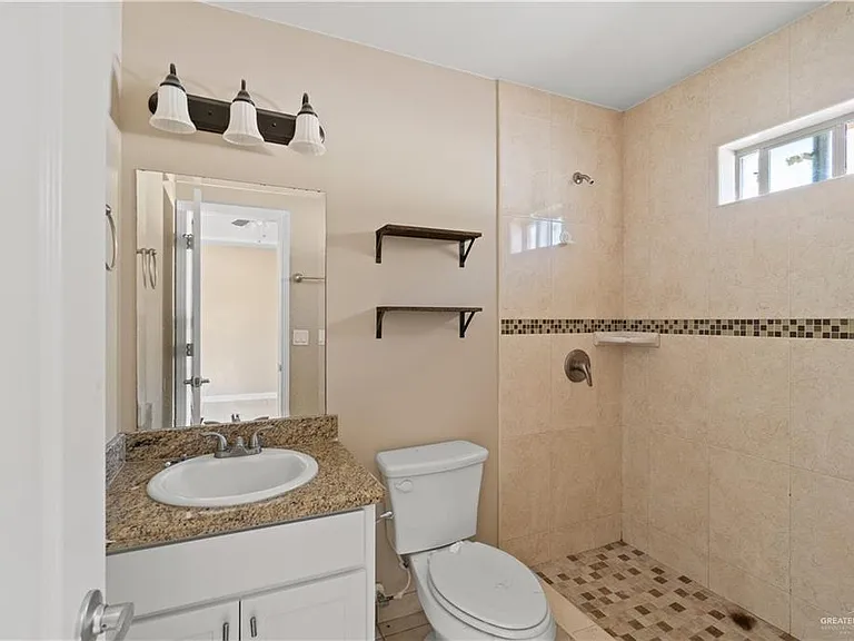 418 Lotto Ln — Photo 5