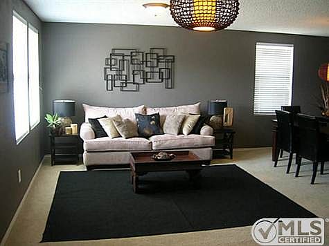 2nd image of 1206 Summerdale Ln