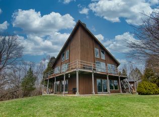 2032 Lake Shore Rd, Grafton, WI 53024