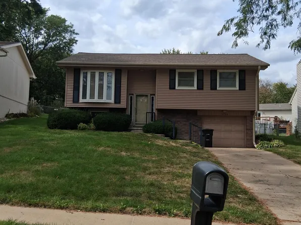 12722 Fowler Cir, Omaha, NE 68164