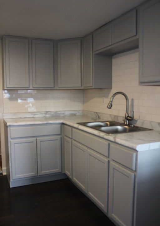 1st image of 5905 W Peterson Ave