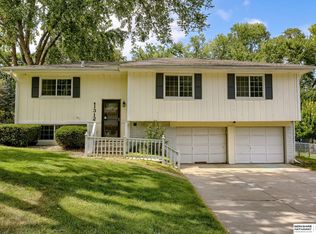 1312 S 163rd St, Omaha, NE 68130