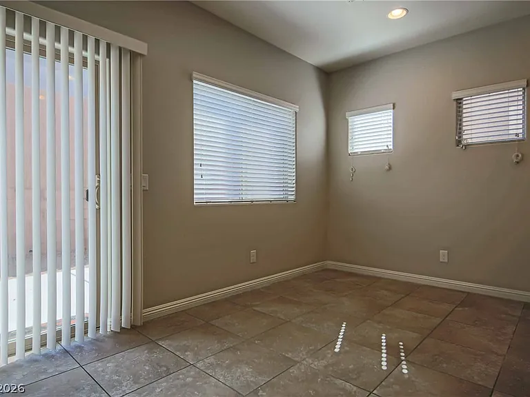 1143 Jesse Harbor Ave — Photo 10