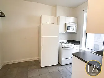 Rented by Realty 2000 Corp