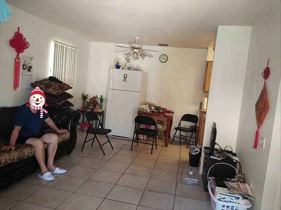 5th image of 3651 Arville St APT 713