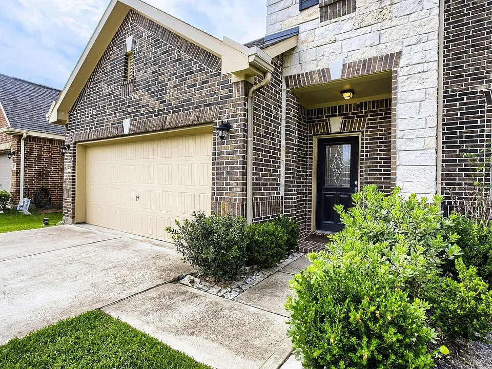 20431 Alpine Meadow Pl