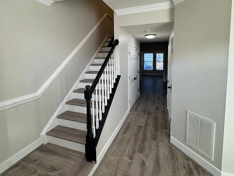 1600 New Haven Pl — Photo 3
