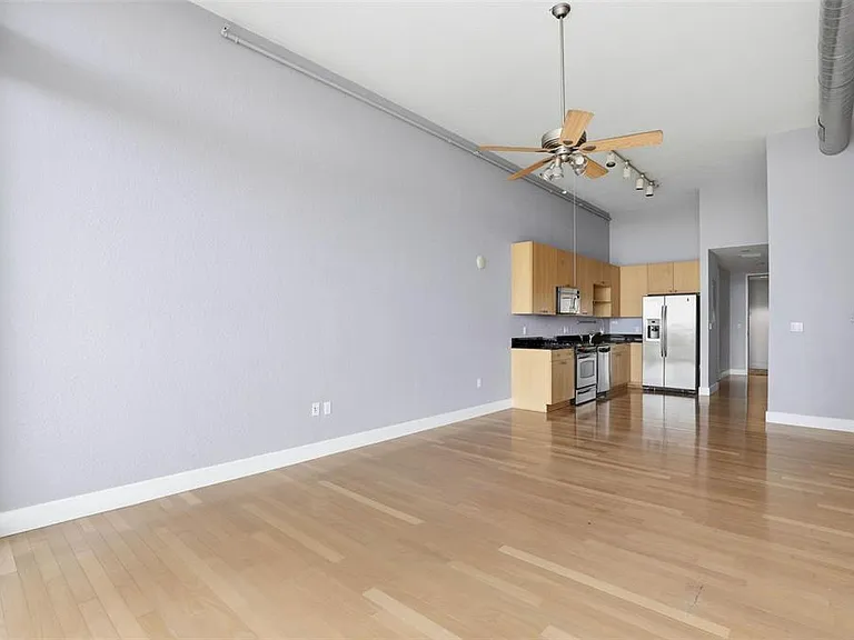 150 E Robinson St #631 — Photo 6