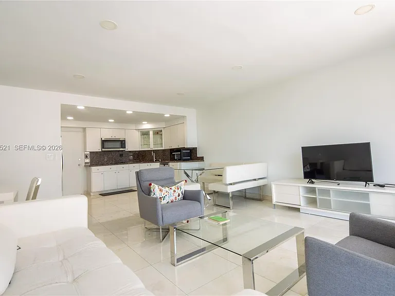 1408 Brickell Bay Dr #1002 — Photo 32