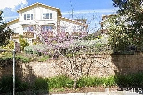 1st image of 100 Seal Cove Ter