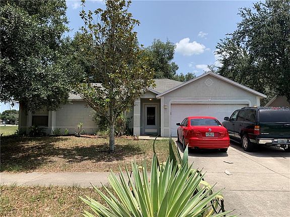 2nd image of 215 Valley Edge Dr