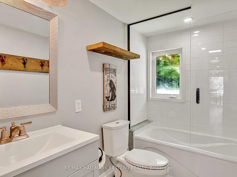 504 Pine Point Ln — Photo 22
