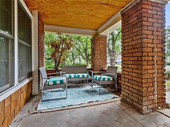 4th image of 8127 Lydia Ave