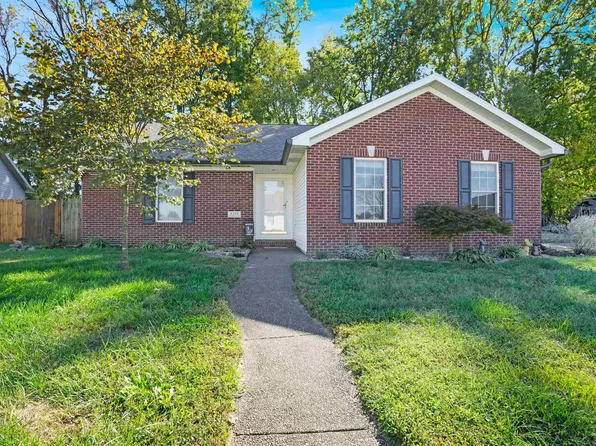 4244 Country Ridge Dr, Newburgh, IN 47630