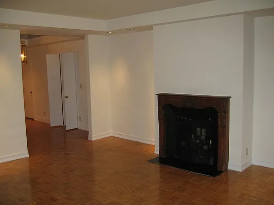 Rented by NY NY Condo, Inc | media 34