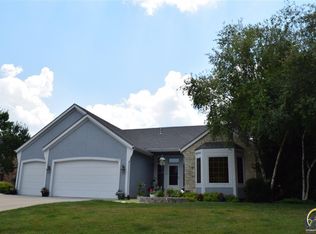 3720 SW Herefordshire Rd, Topeka, KS 66610