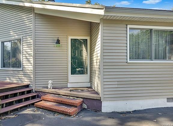 5th image of 2256 Emeralda Park Dr