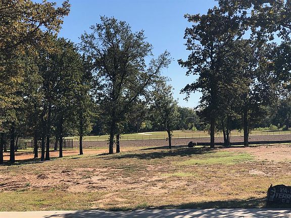 5th image of 3820 Saddlecreek