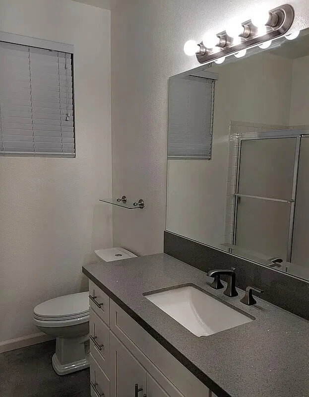1 bed, 1.0 bath, 708 sqft, $1,990 — Photo 4