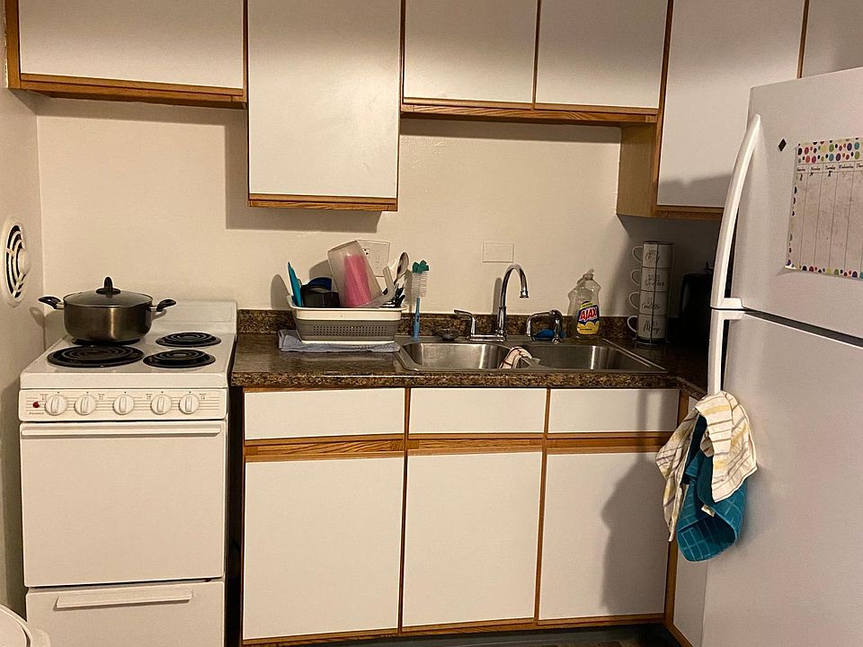 1st image of 1030 Chicago Ave APT 108