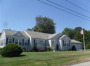 10 Nehantic Dr, Niantic, CT 06357