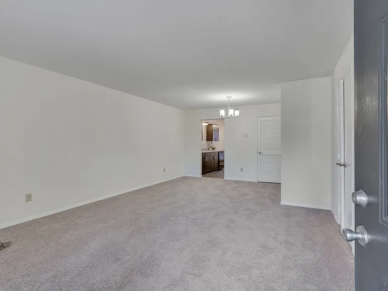 Trailwood Crossing Apartments — Photo 23