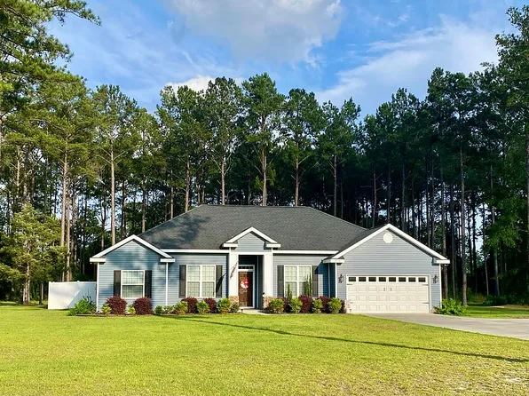 6718 Mamies Dr, Blackshear, GA 31516