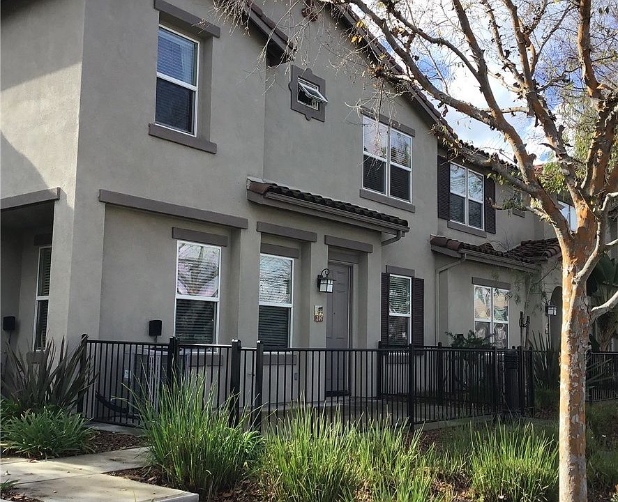 1st image of 207 Calle Del Sol