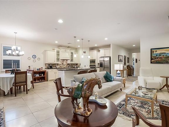 5th image of 3038 Oriole Dr