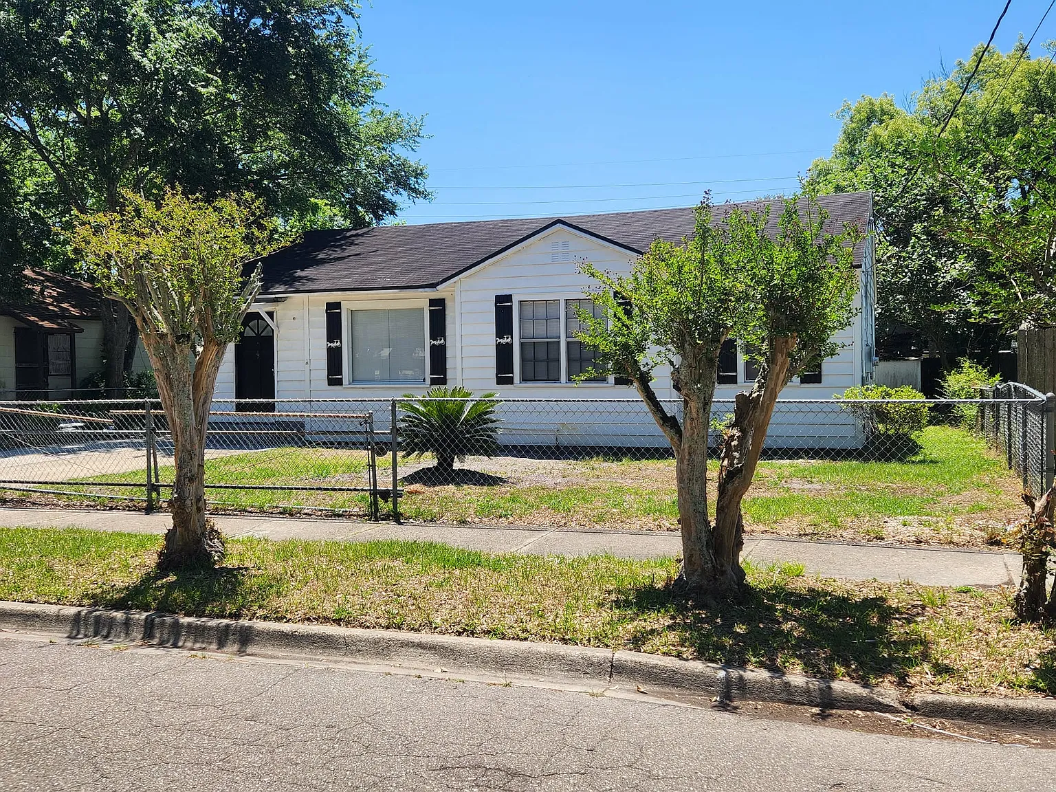 3012 Imperial St — Photo 2