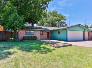 5403 8th St, Lubbock, TX 79416