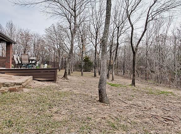 5th image of 1918 Whitehall Dr