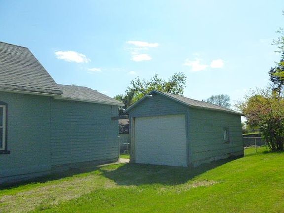 5th image of 735 S Avenue C