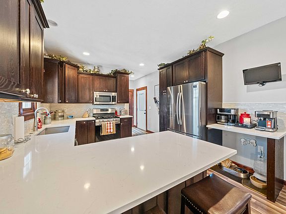 4th image of 1114 Sand Cherry Ln