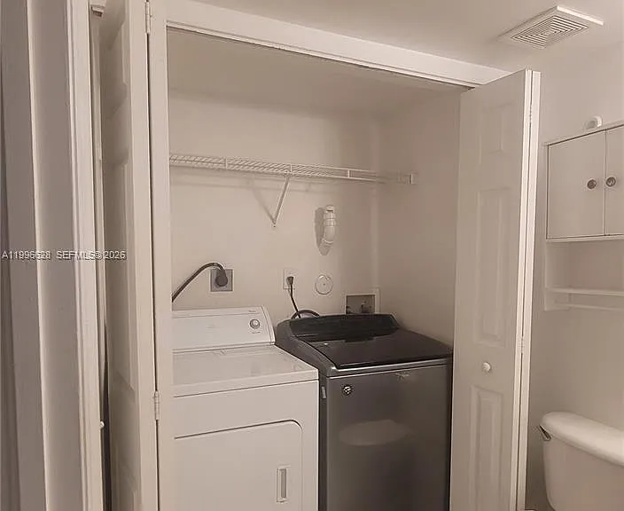 2961 NE 185th St #1607 — Photo 11