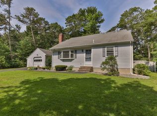 794 Putnam Ave, Cotuit, MA 02635