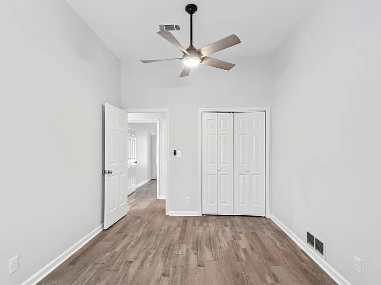 856 Saint Charles Ave NE #3 — Photo 15