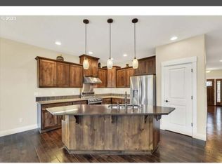 6301 NE 44th Way, Vancouver, WA 98661