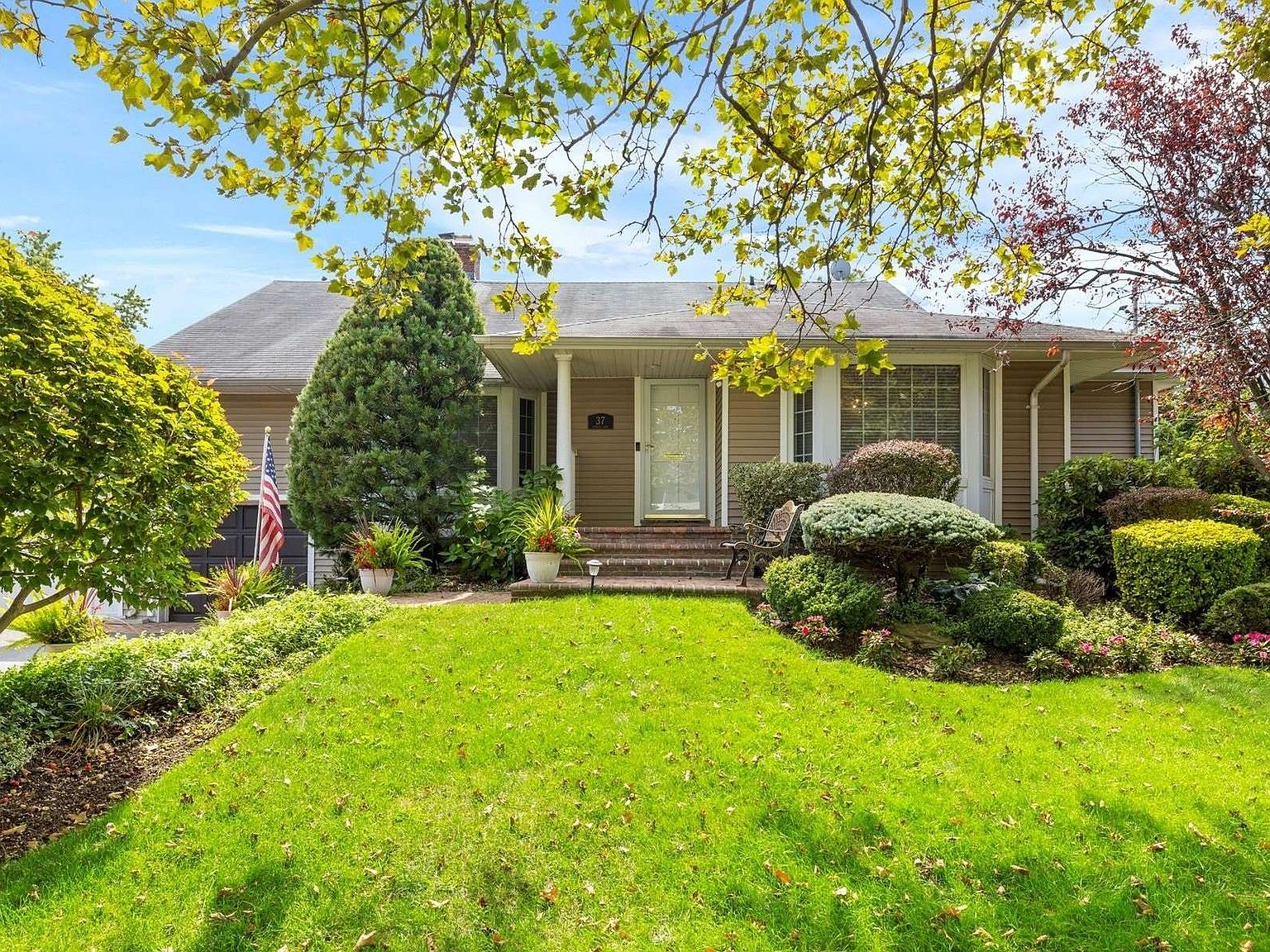 37 Maiden Lane, Jericho, NY 11753 MLS 3502663 Zillow