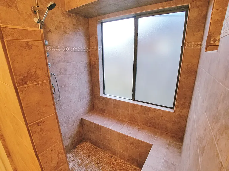 2111 Echo Rdg — Photo 26