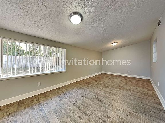 5th image of 6516 Winding Oak Dr