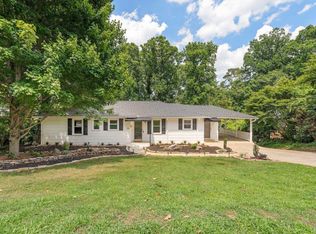 28 Blackburn St, Greenville, SC 29607