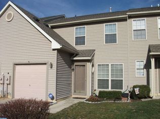 7 Primrose Pl, Delran, NJ 08075