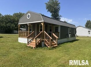 301 3rd St, Manchester, IL 62663