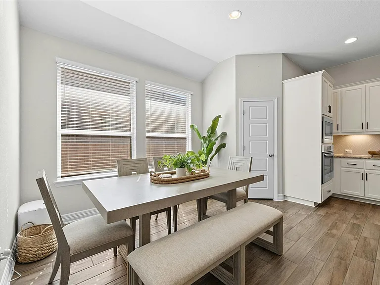 2812 Rabbit Creek Dr — Photo 12