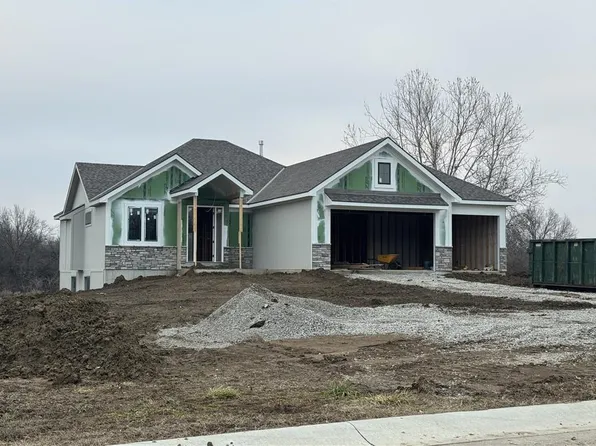 30202 E Norris Ct, Grain Valley, MO 64029
