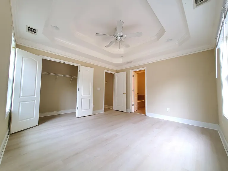 1456 Kennesaw Dr NW — Photo 5